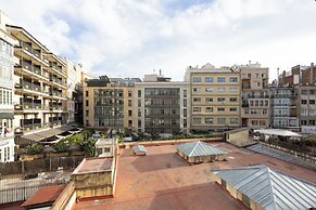 Enjoybcn Coliseum Apartments