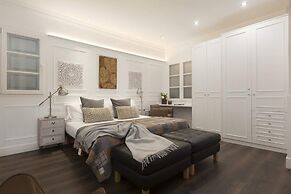 Enjoybcn Coliseum Apartments