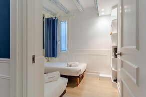 Enjoybcn Colon Apartments