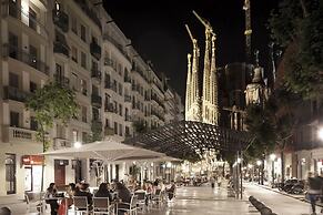 Enjoybcn Gaudi Apartments
