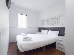 Enjoybcn Gaudi Apartments