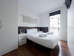 Enjoybcn Gaudi Apartments