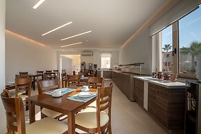 GT Beach Hotel
