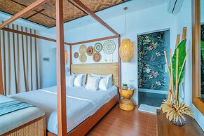Pearl Bay Villas