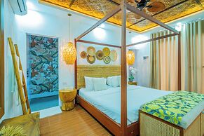 Pearl Bay Villas