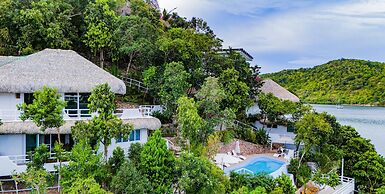 Pearl Bay Villas