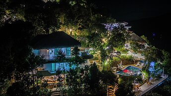 Pearl Bay Villas