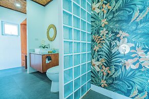 Pearl Bay Villas