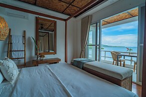 Pearl Bay Villas