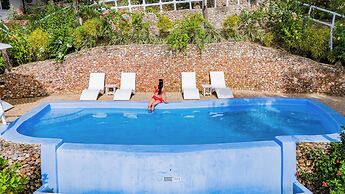 Pearl Bay Villas