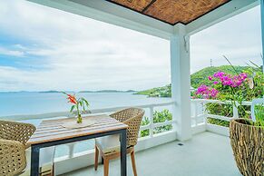 Pearl Bay Villas