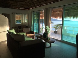 Pearl Bay Villas