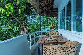 Pearl Bay Villas