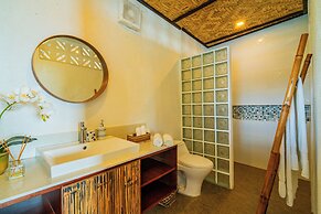 Pearl Bay Villas