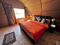 Sharah Luxury Camp