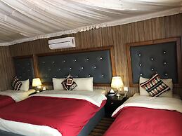 Sharah Luxury Camp