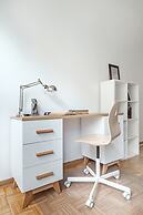 Friends Avenue Apartment