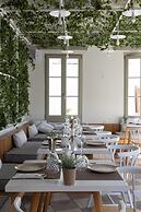 l anima boutique suites