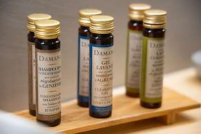 l anima boutique suites