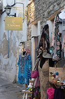 l anima boutique suites