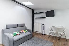 Studio Czerwonego Krzyza 4