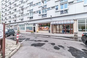 Chlodna 15 Apartment