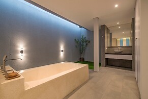 Villa DeDayuh Seminyak