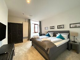 Intermar Hotel & Apartments
