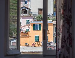 Refilea Sea View Tower Villa