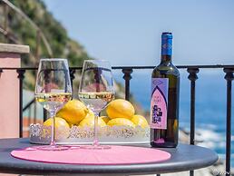 Refilea Sea View Tower Villa