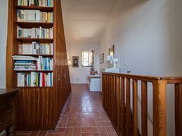 Refilea Sea View Tower Villa