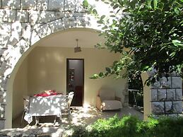 Apartments And Rooms Artemida