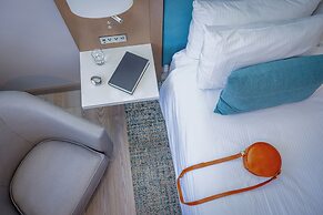 Marina Beach Motel