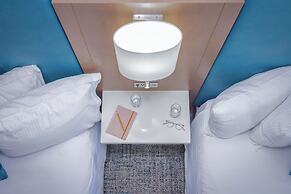 Marina Beach Motel