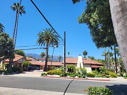 Marina Beach Motel