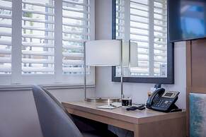 Marina Beach Motel