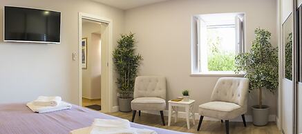 Sea Pearl Apartments by DuHomes