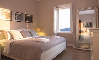 Sea Pearl Apartments by DuHomes