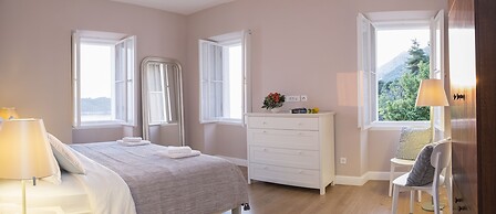 Sea Pearl Apartments by DuHomes