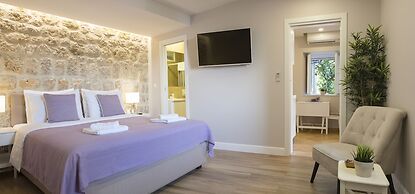 Sea Pearl Apartments by DuHomes