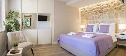 Sea Pearl Apartments by DuHomes