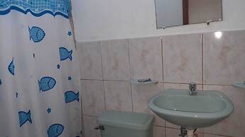 Hostal los Delfines