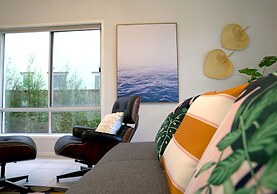 Waterfront Villa in Sanctuary Lakes