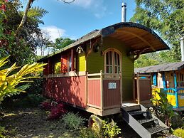 Hosteria La Roulotte Mindo