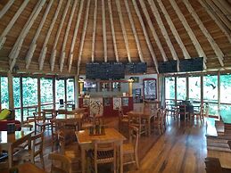 Hosteria La Roulotte Mindo
