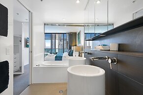 Oracle Broadbeach Apartments