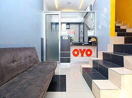 OYO 89587 IM Hotel