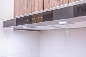 OYO Home 89312 Fantastic 1 Bedroom Starview