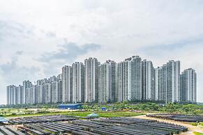 OYO Home 89312 Fantastic 1 Bedroom Starview