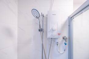 OYO Home 89312 Fantastic 1 Bedroom Starview